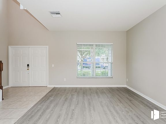 2nd image of 5807 Tulip Flower Dr