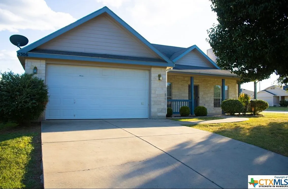 3 bed, 1456 sqft, $1,700 — Photo 3