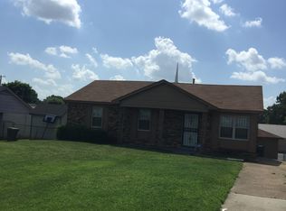 2261 Perry Rd, Memphis, TN 38106
