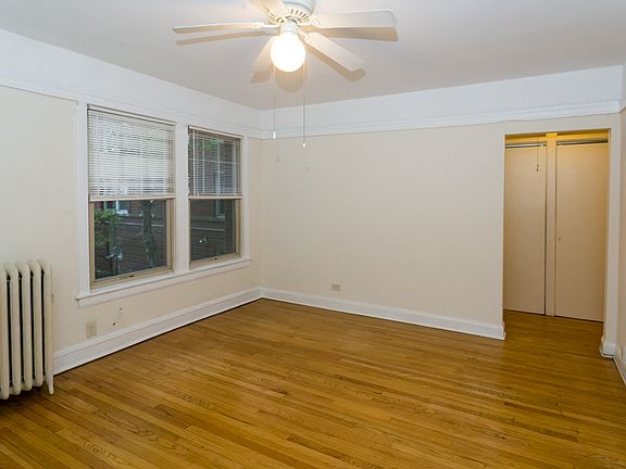 2nd image of 517-525 W Brompton Ave #521119