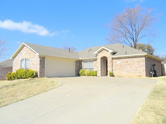 2nd image of 5007 Bradley Ln