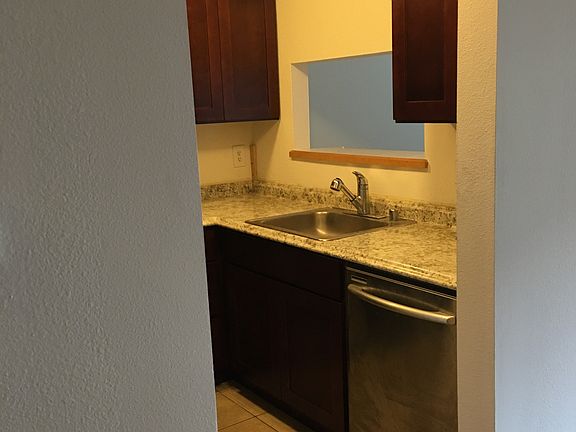 5th image of 1126 N 198th St Unit B102
