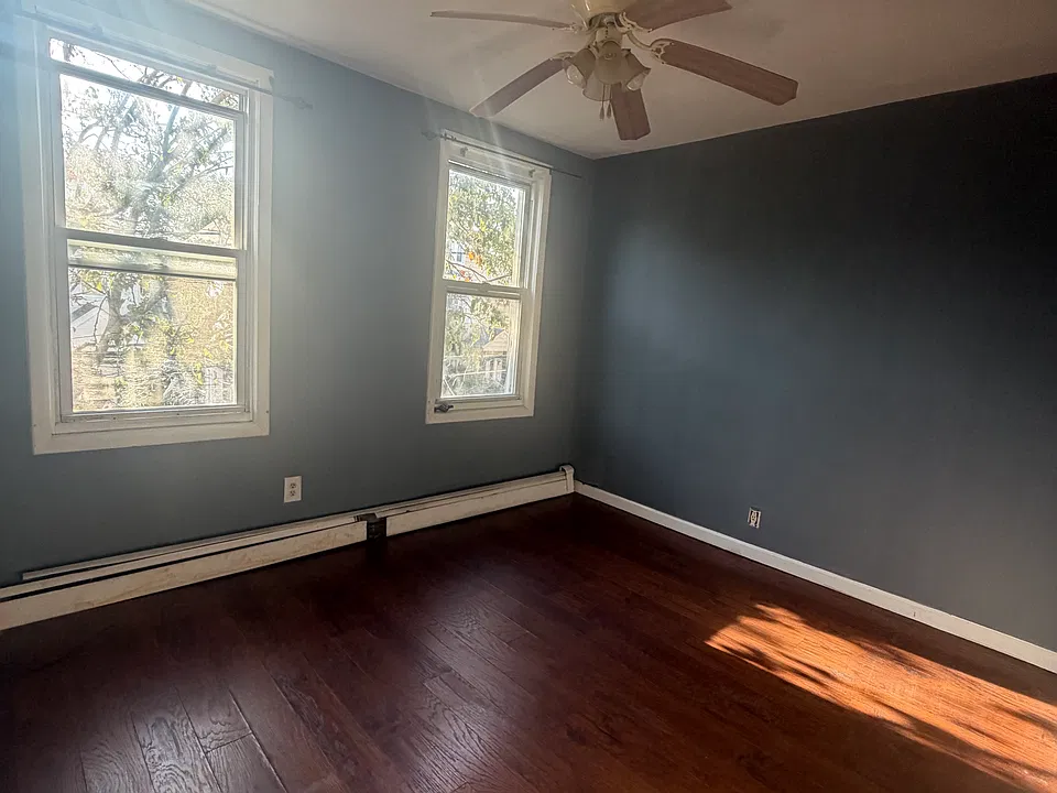 17 Cutler St #1