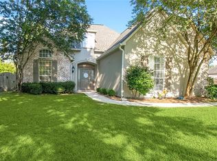 523 Red Maple Dr, Mandeville, LA 70448