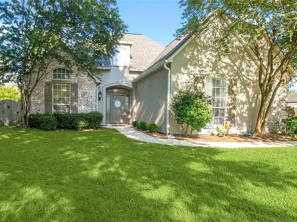 523 Red Maple Dr, Mandeville, LA 70448