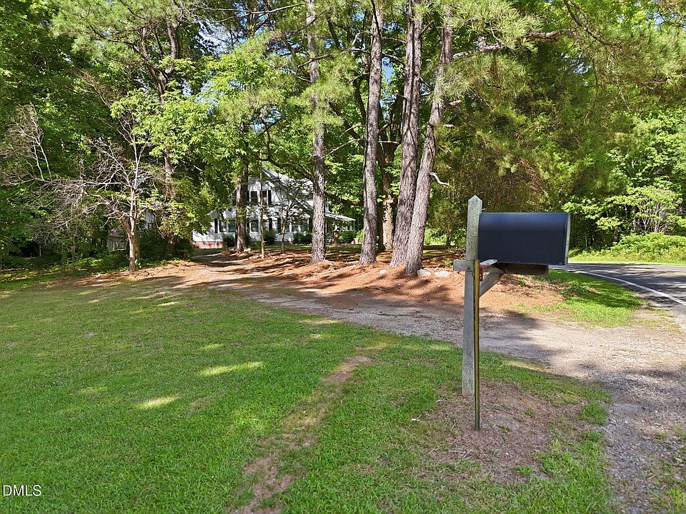 19th image of 439 Lake View Rd