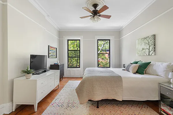 Sold by Corcoran | media 6