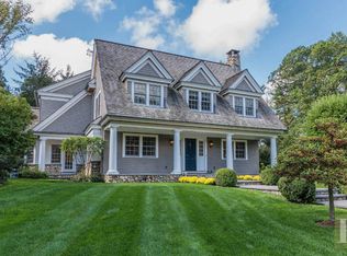 132 Kimberly Pl, New Canaan, CT 06840