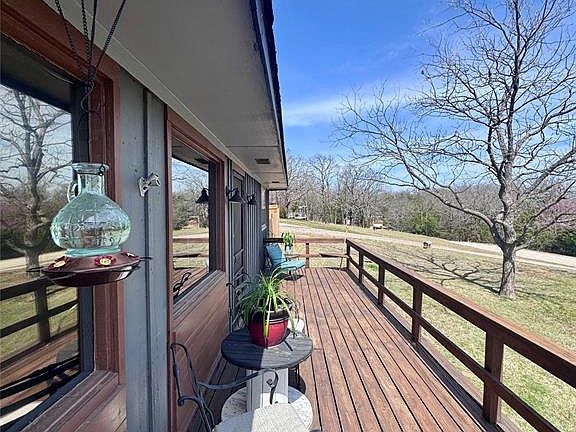 4th image of 3014 Osage Rd