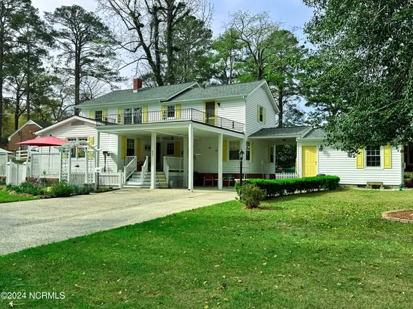 601 N Biggs Street, Williamston, NC 27892