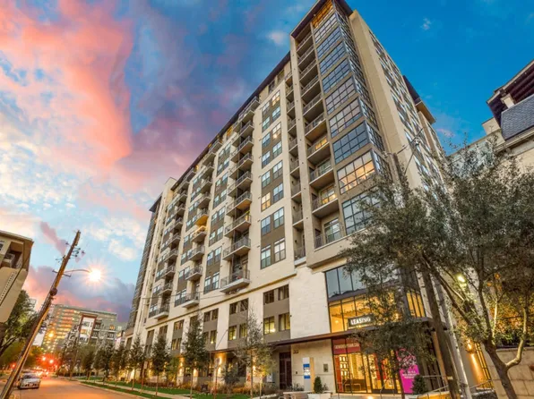 Residences at the Grove