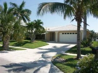 469 Parkhouse Ct, Marco Island, FL 34145