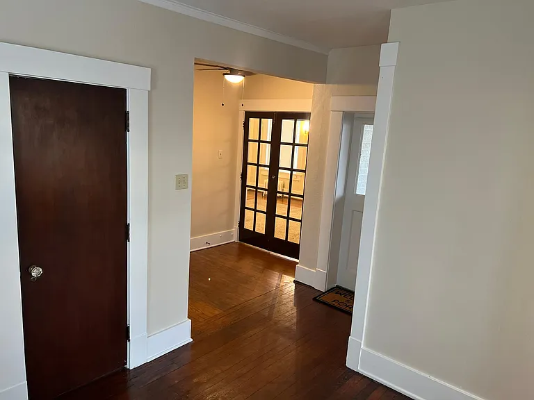 711 Lincoln Way E #UP — Photo 13