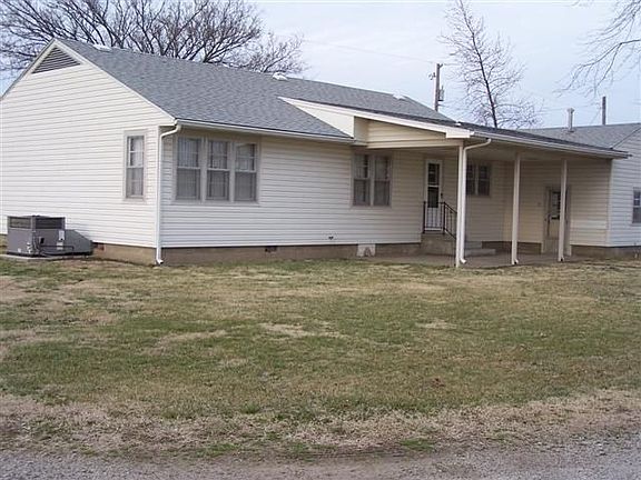 2nd image of 783 E Highway 47