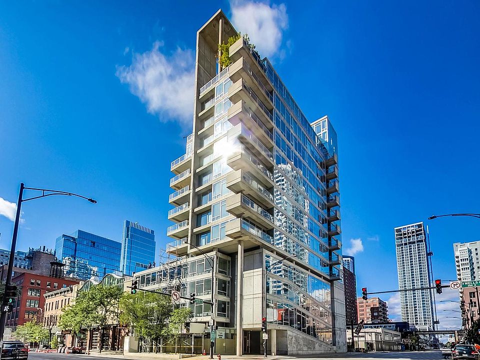 1st image of 201 W Grand Ave Penthouse 8