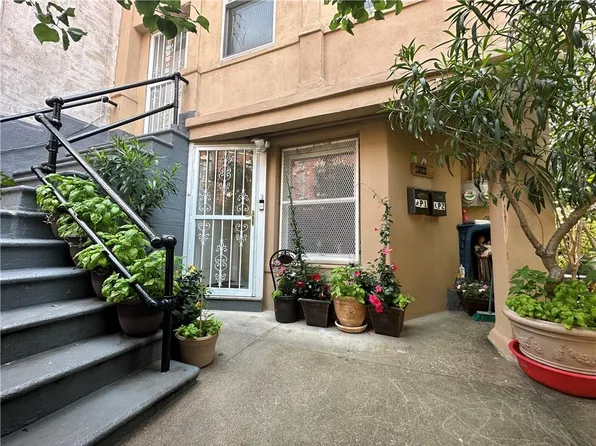 2322 Cambreleng Avenue, Bronx, NY 10458
