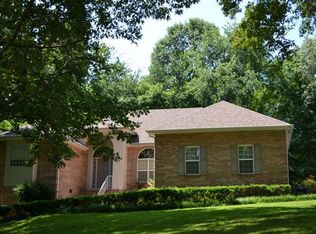 306 Provins Ct, Tullahoma, TN 37388