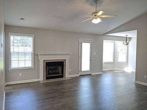 Living Area w/Gas Fireplace