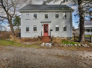 15 2nd St, Salisbury, MA 01952