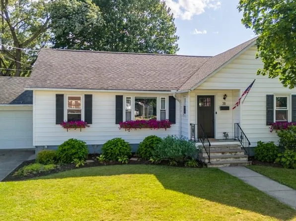 311 N Hopkins St, Sayre, PA 18840