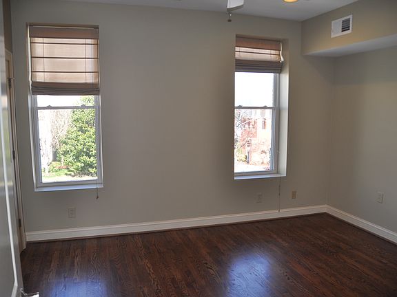 5th image of 155 E Dunbar St #B