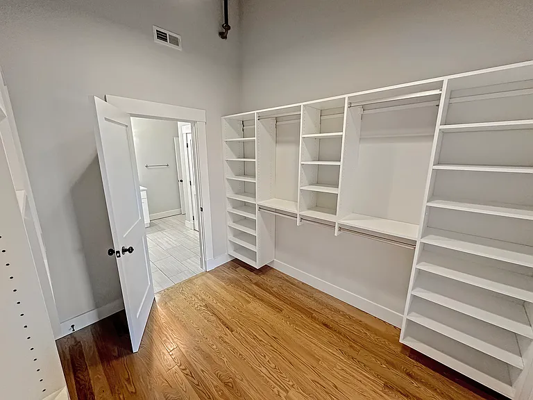 1665 Main Street — Photo 37