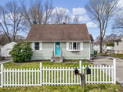 108 Crestwood Avenue, Waterbury, CT, 06704