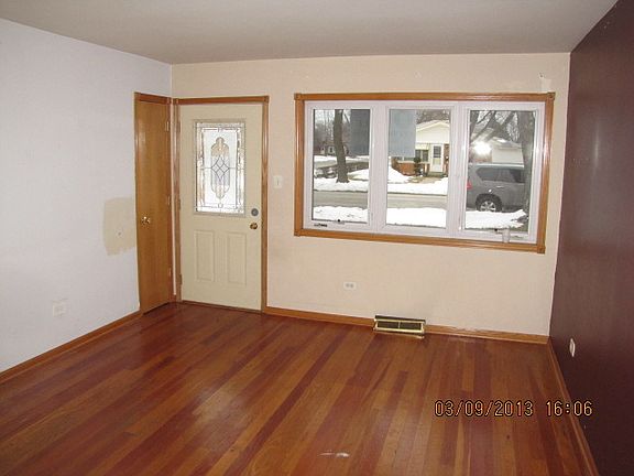 3rd image of 14300 S Kedvale Ave