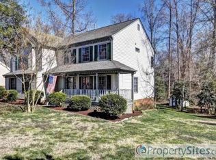 5813 Hawthorn Ln, Williamsburg, VA 23185