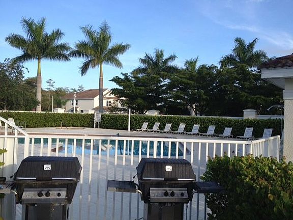 2nd image of 15789 Marcello Cir