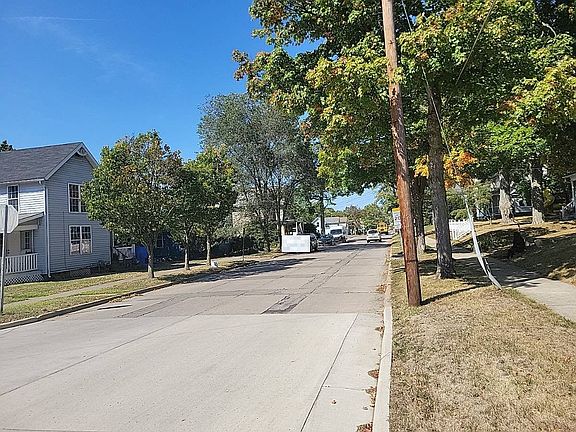 5th image of 678 Ohio Ave
