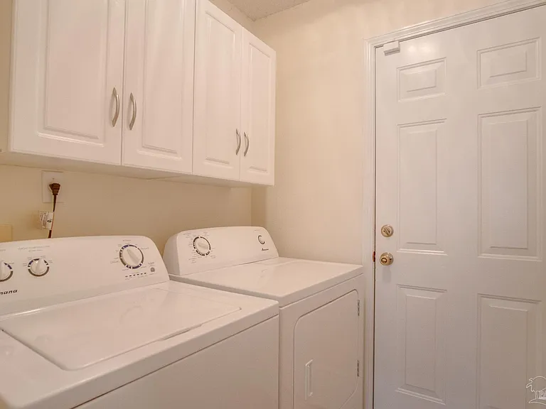 3012 Classic Dr — Photo 27