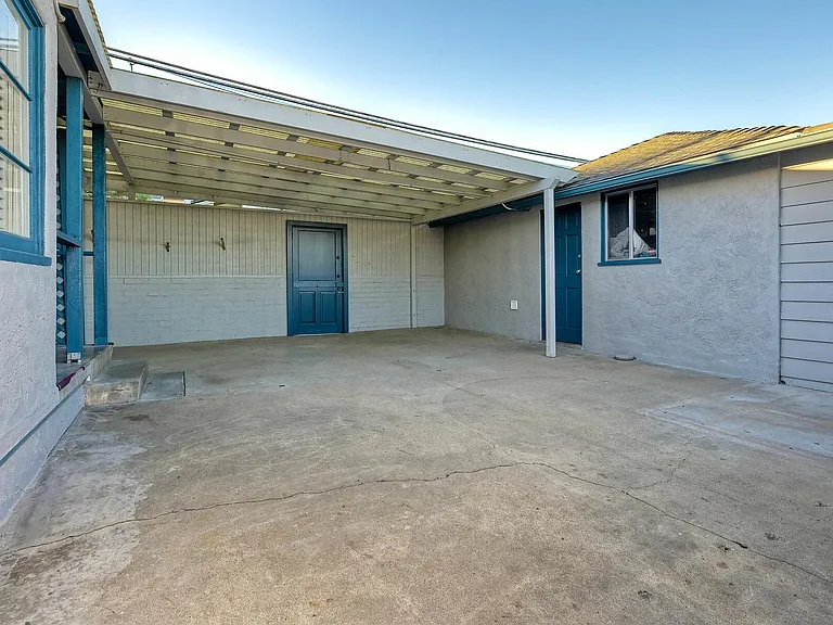 1505 Willow St — Photo 17
