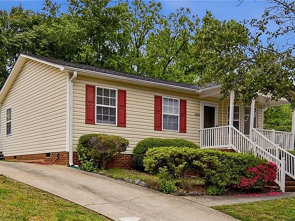 3rd image of 1640 Hill Ct