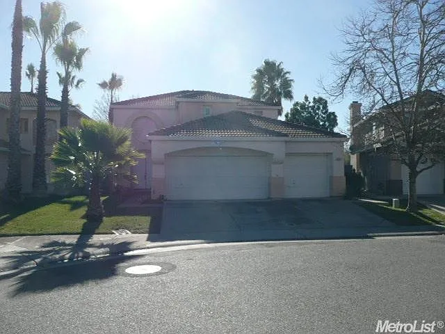3621 W Island Ct photo 1