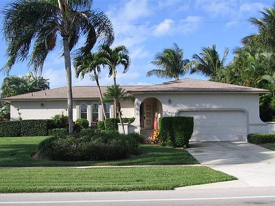 1st image of 692 Kendall Dr