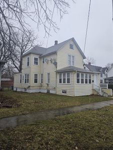 (Undisclosed Address), Waukegan, IL, 60085