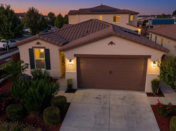 715 Alicante Dr, Hollister, CA 95023