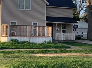 1217 1st Ave S, Estherville, IA 51334