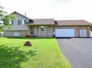 3550 199th Ln NW, Oak Grove, MN 55303