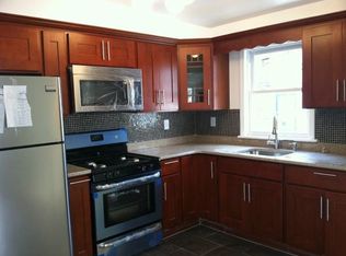 17040 Cedarcroft Rd, Jamaica, NY 11432