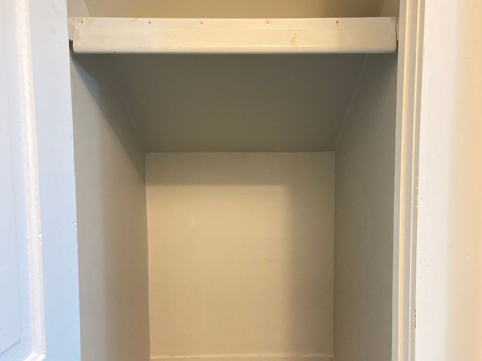 2 closets