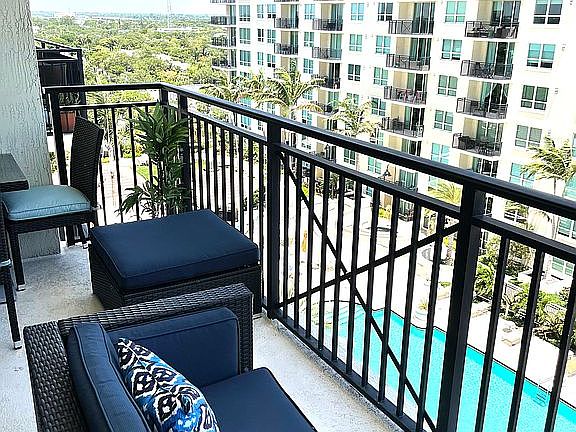 5th image of 600 W Las Olas Blvd APT 1306