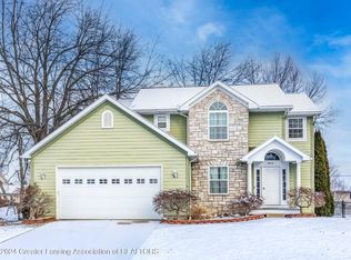 5850 Rothesay Rd, Lansing, MI 48911