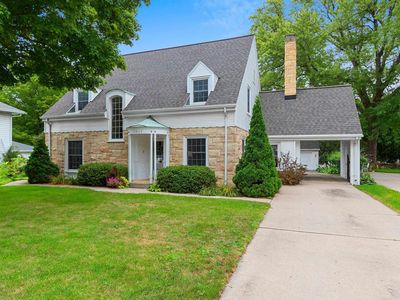 1015 S Webster Ave, Green Bay, WI, 54301