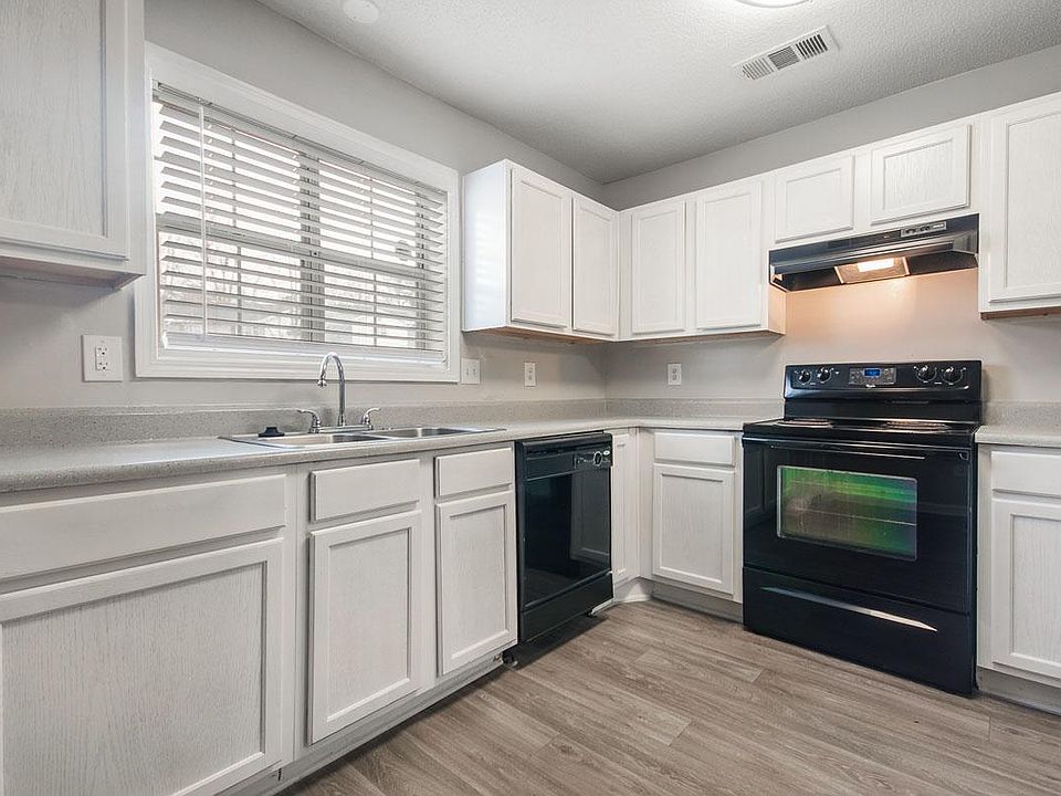 Creekside Apartments 3637 Pleasantdale Rd Doraville GA Zillow