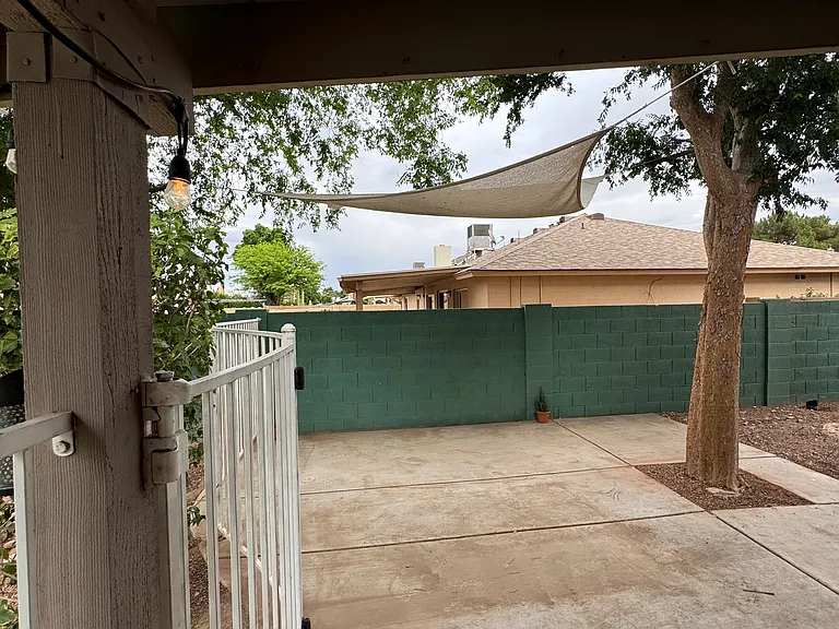 6228 W Cortez St — Photo 78