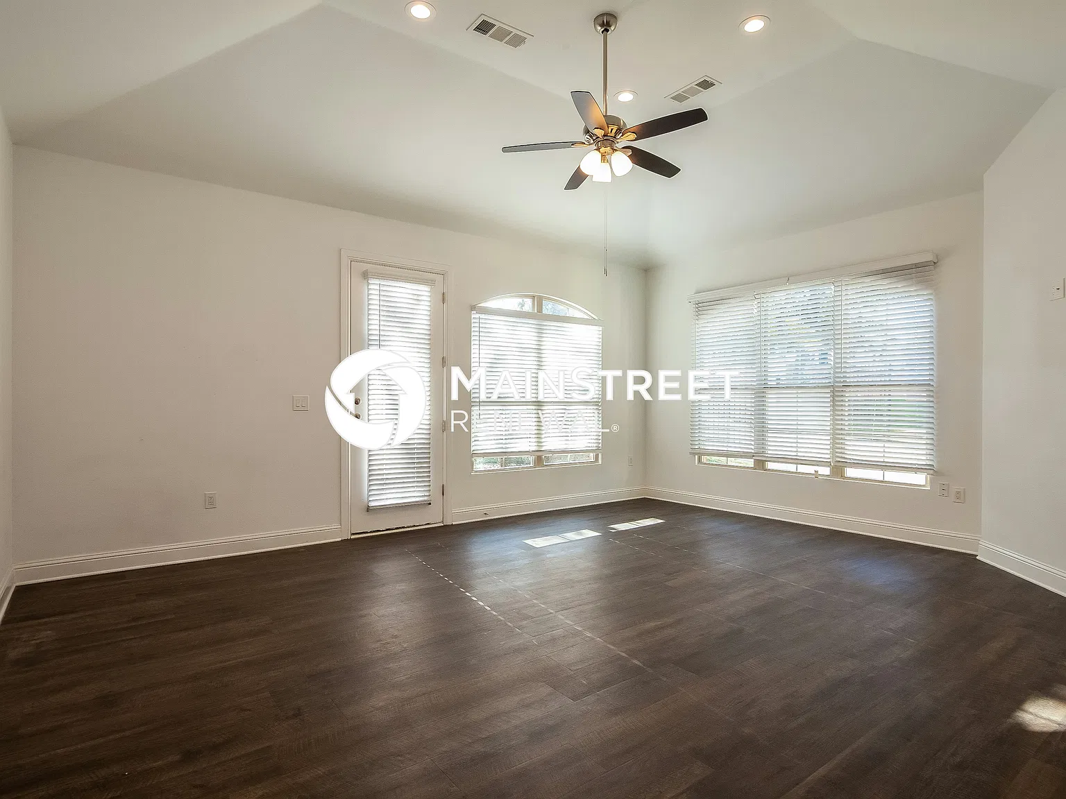 8841 Creek Run Rd #403 — Photo 4