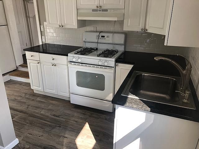 2nd image of 1 Jefferson St #1
