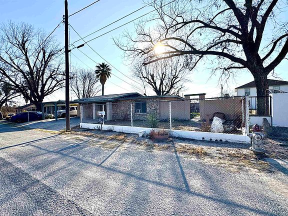 3rd image of 104 Saint Peter St